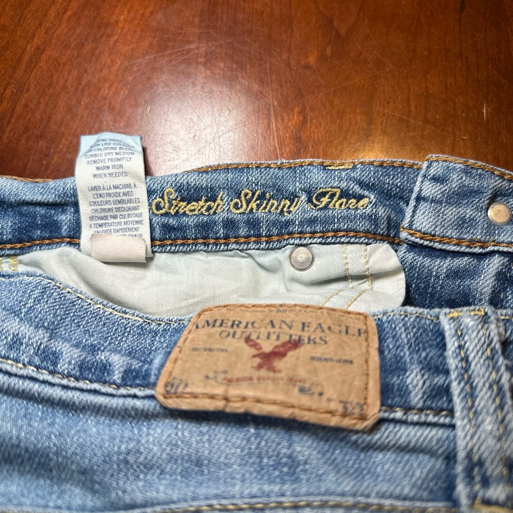 American Eagle Women’s Y2K Strech Skinny Flare Jeans Size 2 Petite Color Blue - Picture 11 of 15